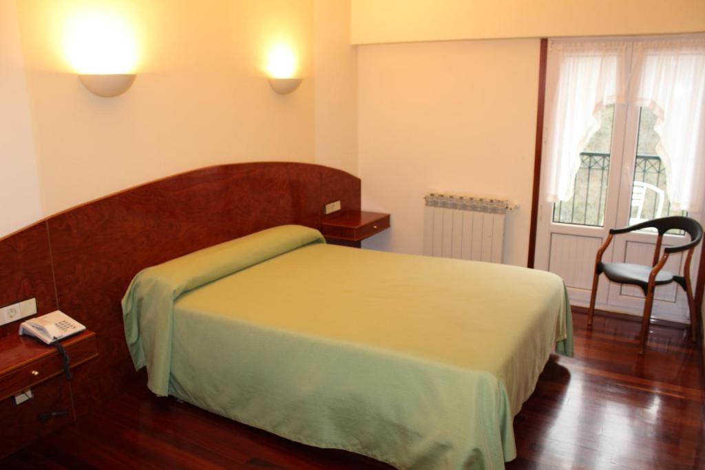 Hotel Sindika Oñate Szoba fotó